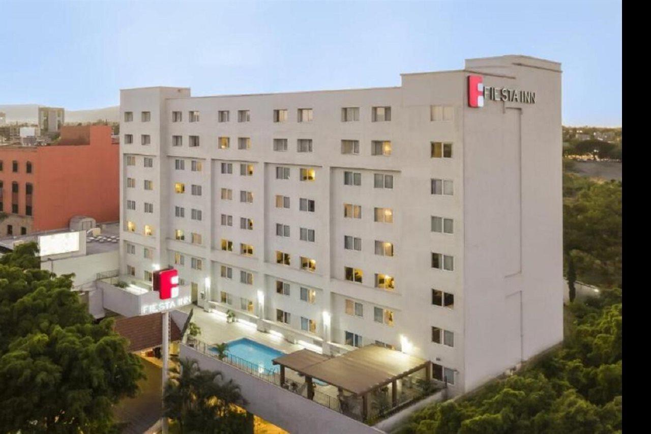 Fiesta Inn Guadalajara Expo Zapopan Bagian luar foto