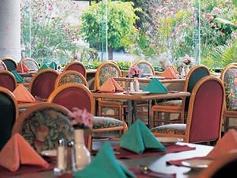 Fiesta Inn Guadalajara Expo Zapopan Bagian luar foto